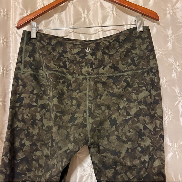 Lululemon Wunder Under Crop Leggings Luon Mystic Jungle Fatigue Green Black - Picture 5 of 15